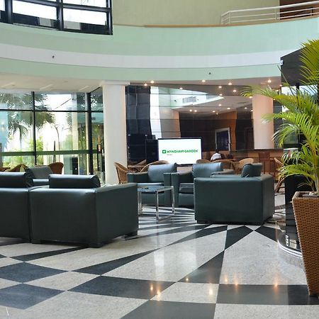 Hotel Wyndham Garden Manaus Esterno foto