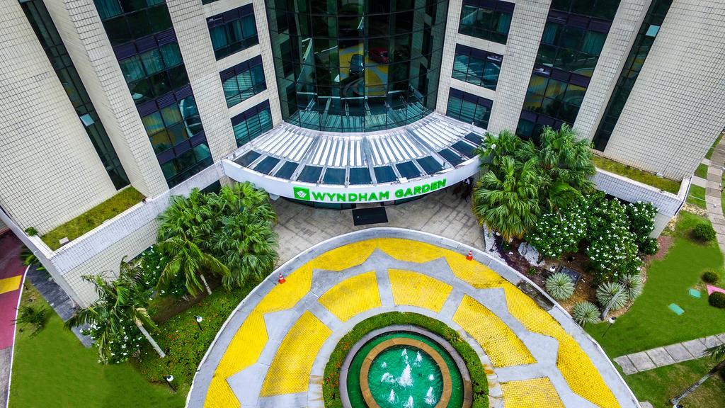 Hotel Wyndham Garden Manaus Esterno foto